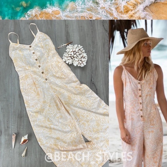 Roxy Pants - 🌴🔆ROXY- SOFT LANDING PRINTED JUMPSUIT🔆🌴
